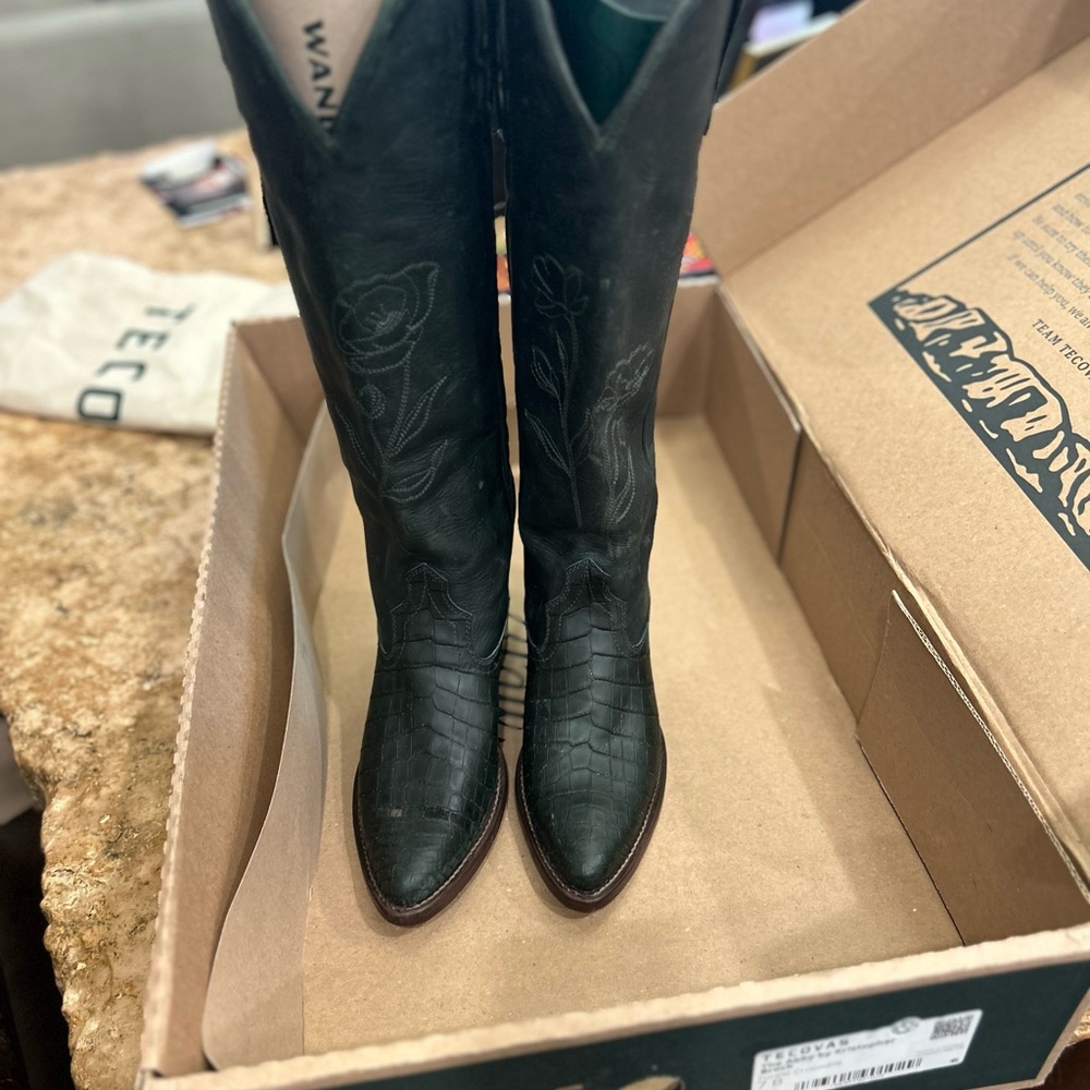 Tecovas The Abby by Kristopher Brock in Forest Green Crocodile Size 7